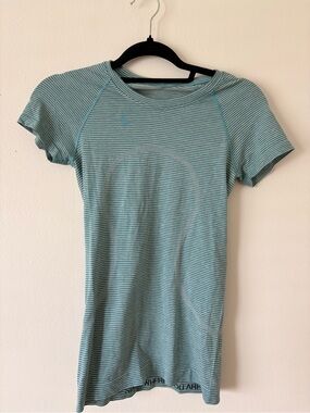 lululemon athletica Aqua and White Striped Short-Sleeve Tee